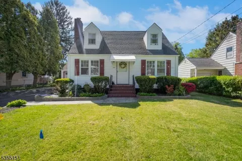 525 Mountainview Dr, North Plainfield, NJ 07063