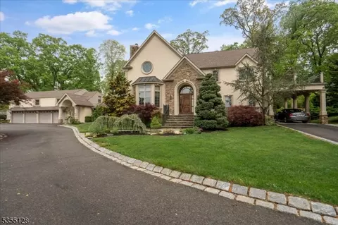 72 Liberty Corner Rd, Warren, NJ 07059