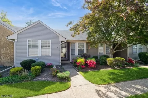 8 John Adams Ct # D, Monroe Township, NJ 08831