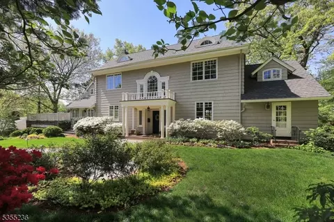 1021 Lawrence Ave, Westfield, NJ 07090