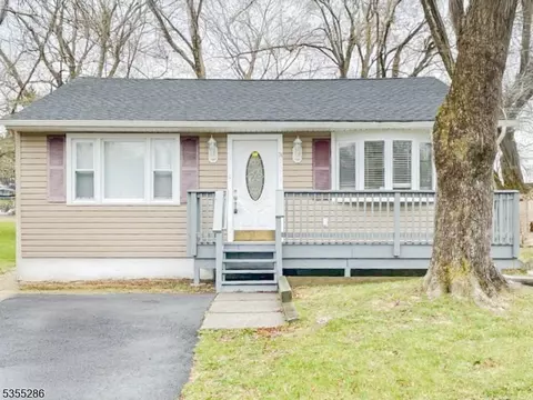 74 Netcong Rd, Budd Lake, NJ 07828