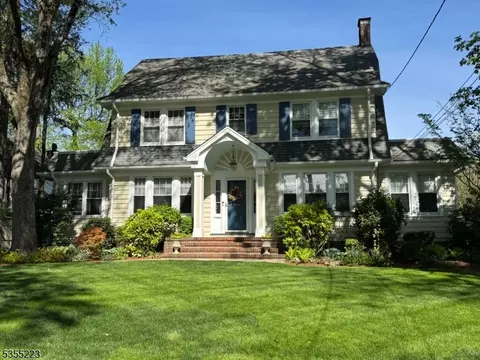 834 Shackamaxon Dr, Westfield, NJ 07090