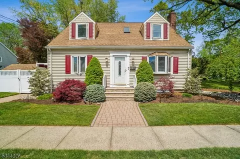 118 Indian Run Pkwy, Union, NJ 07083