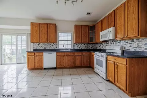 2100 Plainfield Ave, South Plainfield, NJ 07080