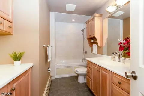 7 Kirk Ter, Wayne, NJ 07470 photo 14