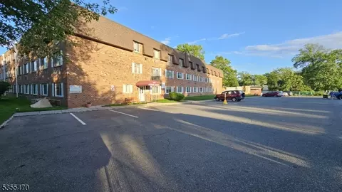 255 Tucker Ave #205, Union, NJ 07083