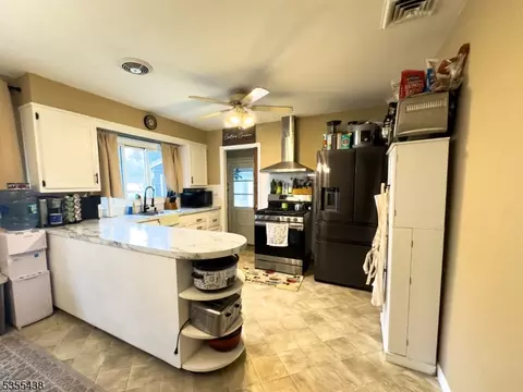 4 Parallel St, Nutley, NJ 07110 photo 11