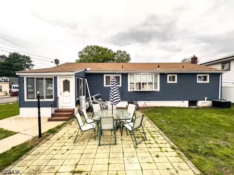 4 Parallel St, Nutley, NJ 07110 photo 3