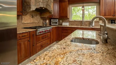 19 Crest Rd, Wantage, NJ 07461 photo 8