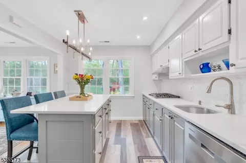 33 Lacey Ave, Gillette, NJ 07933 photo 8