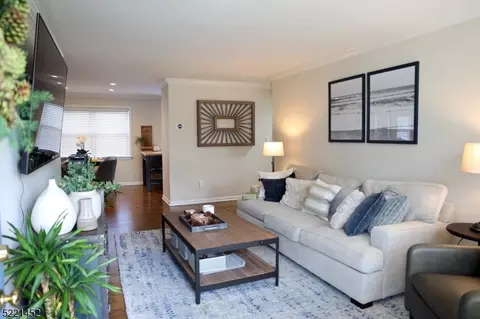 800 Old Springfield Ave #9, Summit, NJ 07901