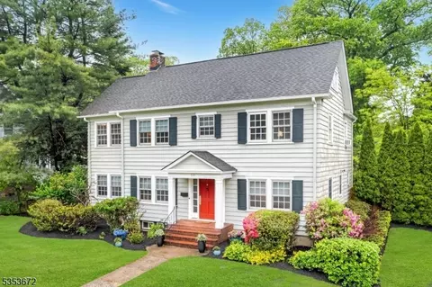 121 Beverly Rd, Montclair, NJ 07043 photo 3
