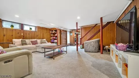 121 Beverly Rd, Montclair, NJ 07043 photo 28