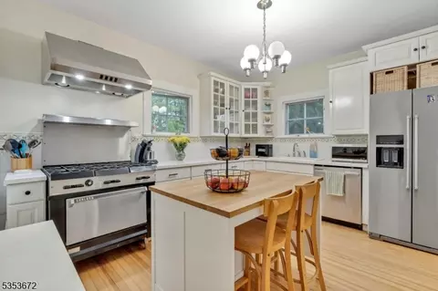 121 Beverly Rd, Montclair, NJ 07043 photo 14