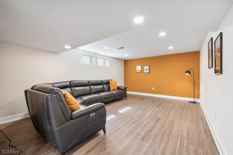 81 Village Dr, Skillman, NJ 08558 photo 29