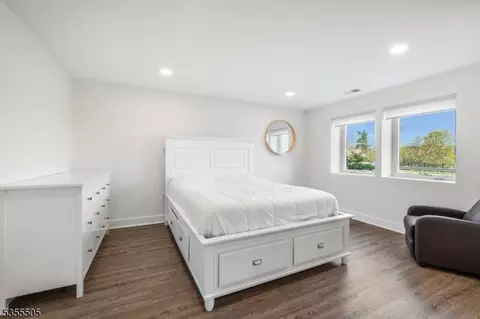 81 Village Dr, Skillman, NJ 08558 photo 31