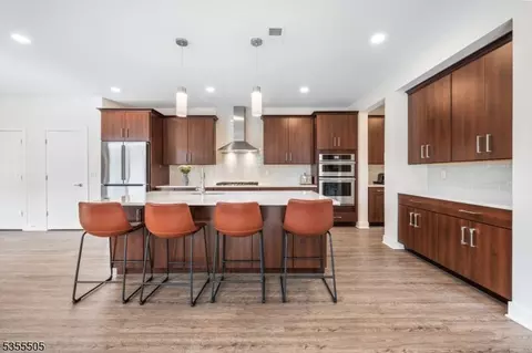81 Village Dr, Skillman, NJ 08558 photo 5