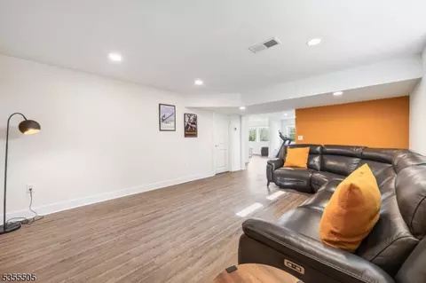 81 Village Dr, Skillman, NJ 08558 photo 30