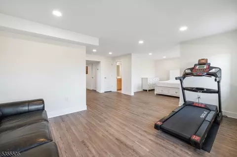 81 Village Dr, Skillman, NJ 08558 photo 33