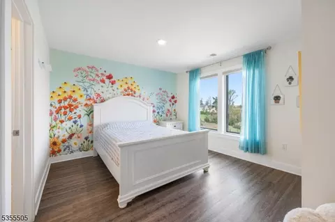 81 Village Dr, Skillman, NJ 08558 photo 24