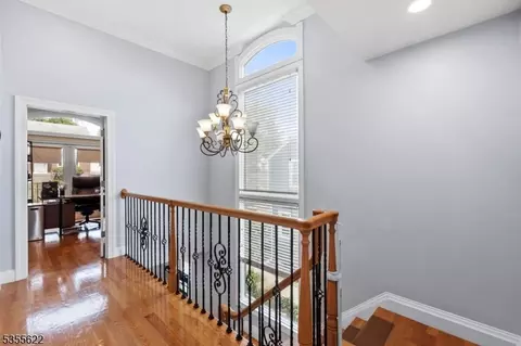 38 Cathedral Ave, Nutley, NJ 07110 photo 22