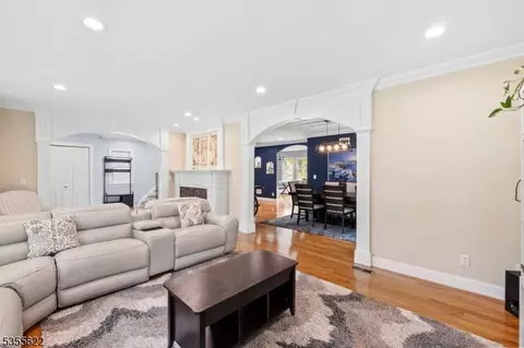 38 Cathedral Ave, Nutley, NJ 07110 photo 10