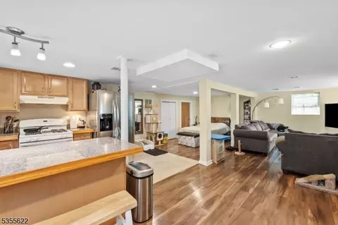 38 Cathedral Ave, Nutley, NJ 07110 photo 37