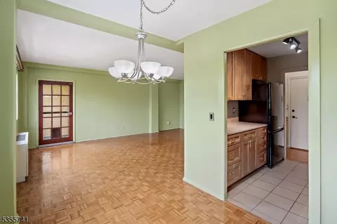 25 Grand Ave #4B, Hackensack, NJ 07601 photo 8