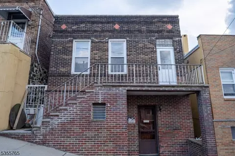 1211 Hillside Pl, North Bergen, NJ 07047
