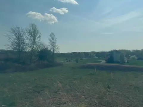 999999 Green Valley Way, Harmony Twp, NJ 08865