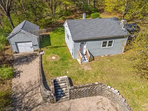 351 Newton Swartswood Rd, Fredon Twp, NJ 07860