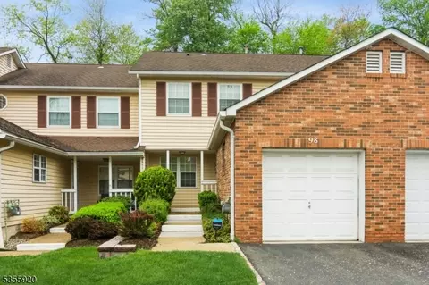 98 Canterbury Rd, Chatham Twp, NJ 07928