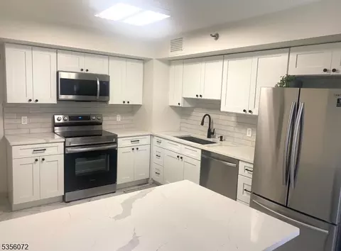 316 Prospect Ave #3G, Hackensack, NJ 07601 photo 5
