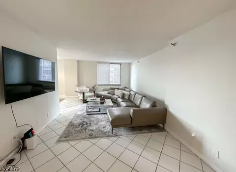 316 Prospect Ave #3G, Hackensack, NJ 07601 photo 3