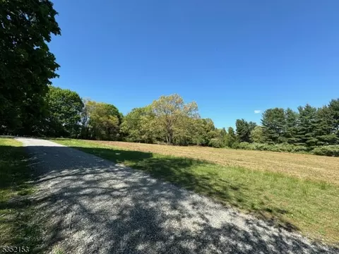 2 County Line Rd, Mendham Boro, NJ 07945 photo 4