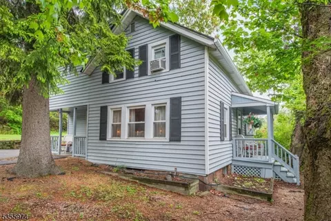 4 Ridge Rd, Little Falls Twp, NJ 07424