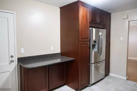 22 Troy Dr # A, Springfield, NJ 07081 photo 3