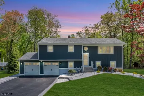 1032 Carteret Rd, Bridgewater, NJ 08807