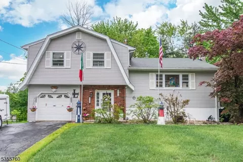 19 Borman Dr, Wanaque, NJ 07465