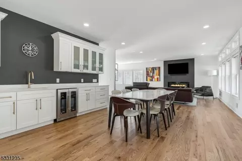 Dining - 1510 Deer Path, Mountainside, NJ 07092 photo 1 of 4