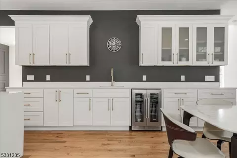 Kitchen - 1510 Deer Path, Mountainside, NJ 07092 photo 4 of 4