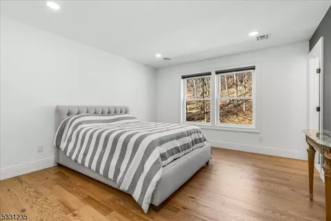 Bedroom - 1510 Deer Path, Mountainside, NJ 07092 photo 2 of 4
