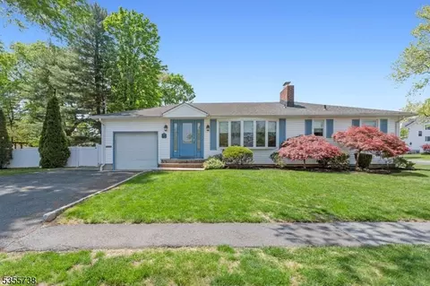 155 Pitt Rd, Springfield, NJ 07081