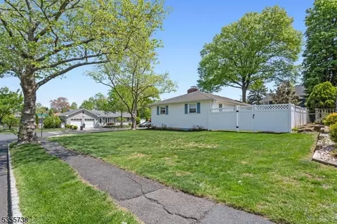 155 Pitt Rd, Springfield, NJ 07081 photo 4
