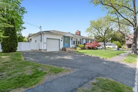 155 Pitt Rd, Springfield, NJ 07081 photo 2