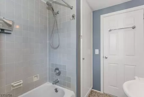 155 Pitt Rd, Springfield, NJ 07081 photo 23