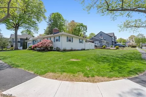 155 Pitt Rd, Springfield, NJ 07081 photo 3