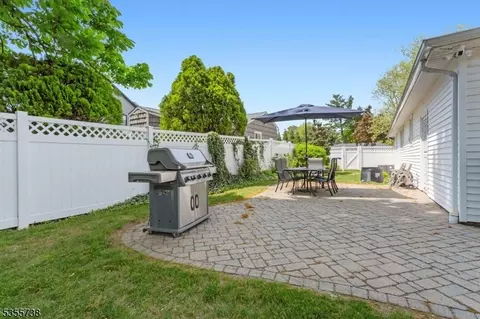 155 Pitt Rd, Springfield, NJ 07081 photo 29