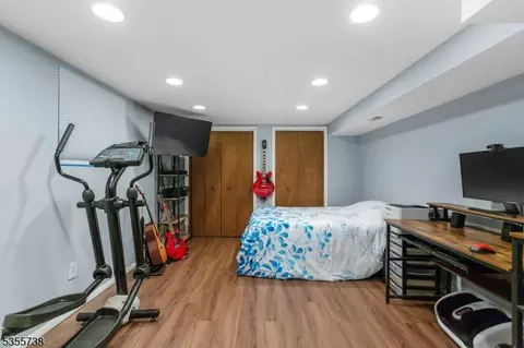 155 Pitt Rd, Springfield, NJ 07081 photo 16