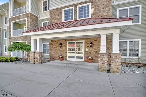 111 N Branch River Rd Condo #111, Branchburg, NJ 08876